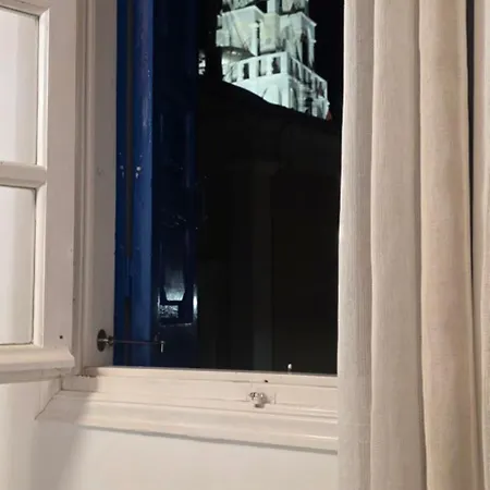 Duchess House Сими