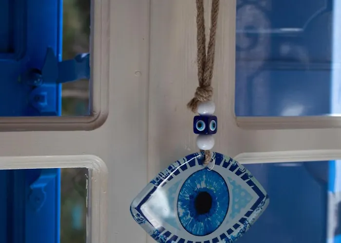 Duchess House Сими